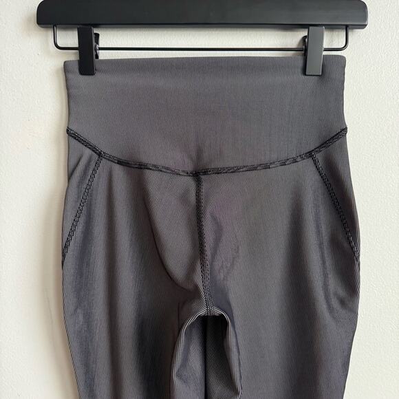 LuLulemon Athletica Base Pace High-Rise Tight 25" Two-Tone Ribbed Leggings 4 - Picture 11 of 13